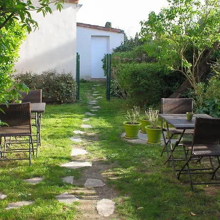 Le Clos D'arduenna Bed & Breakfast