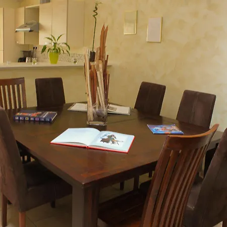 Le Clos D'arduenna Bed & Breakfast